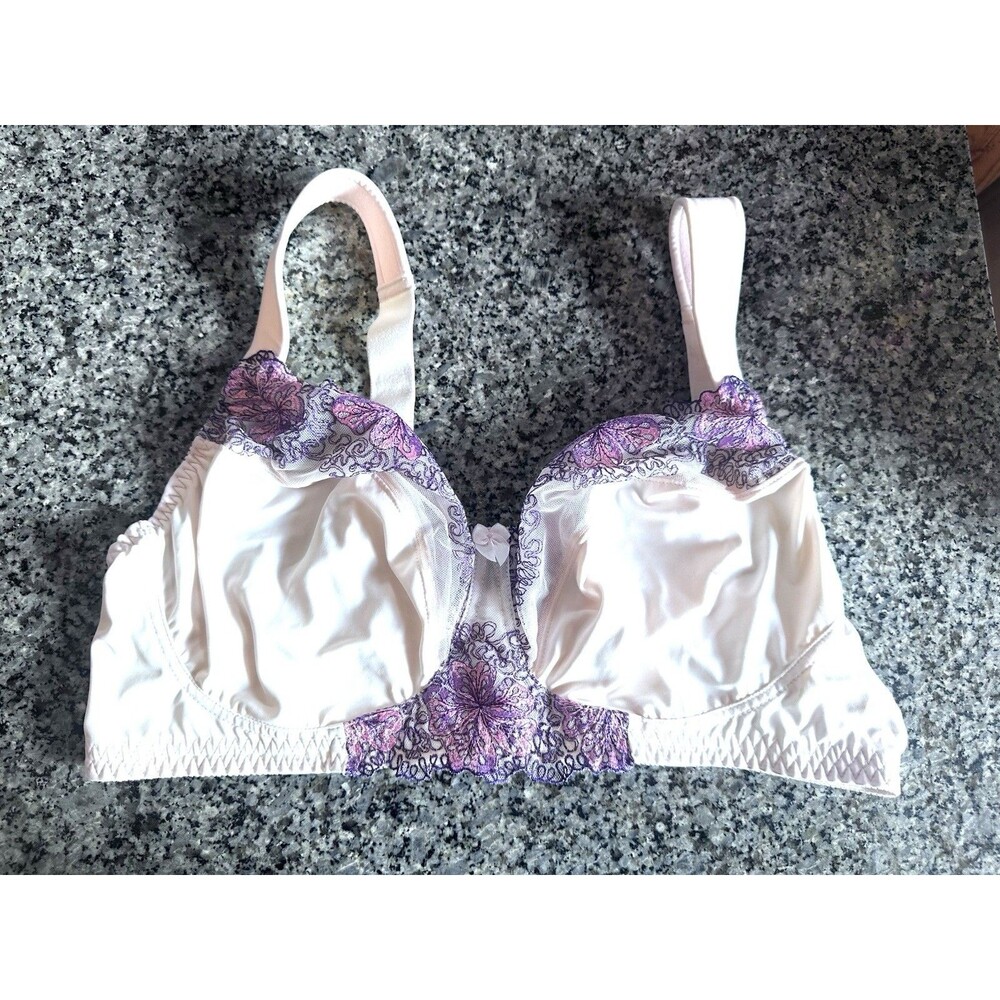 Curve Muse 44DD Underwire Bra Ivory Purple Floral Lace Full Coverage NWT
